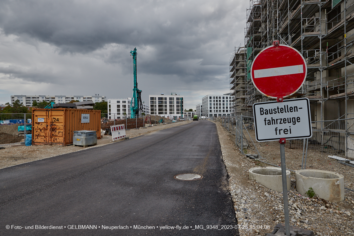 25.07.2023 - Rundgang im Alexisquartier in Neuperlach